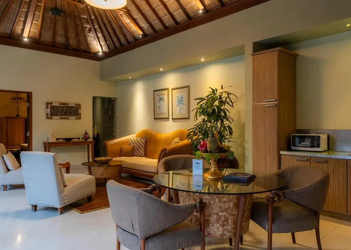 Elegant By Exotiq Villa